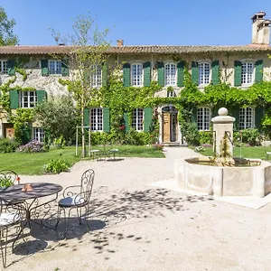 https://domaine-de-rhodes-bb.fr-provencehotel.com